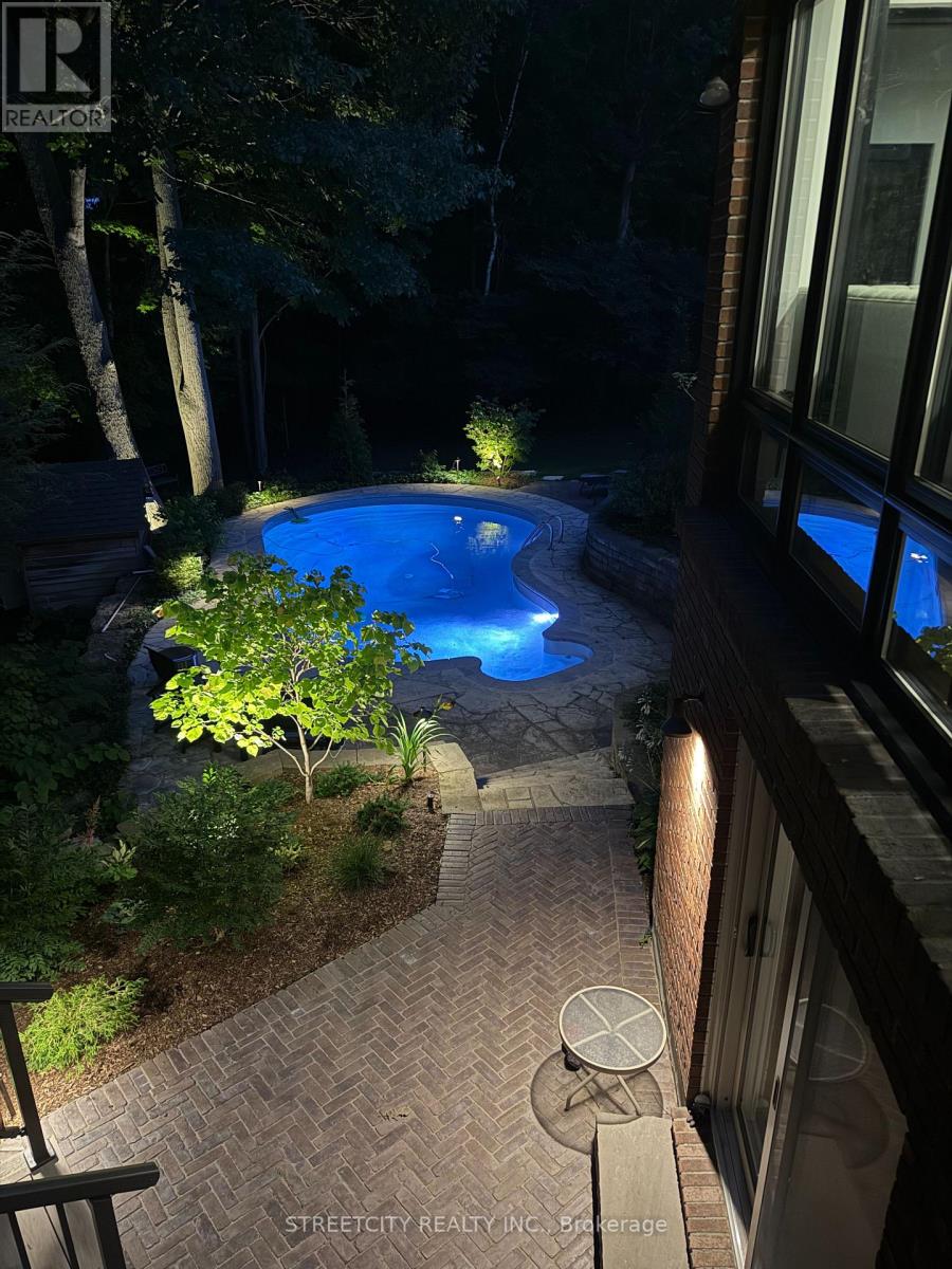 46 Foxborough Grove, London South, Ontario  N6K 4A8 - Photo 49 - X12694654