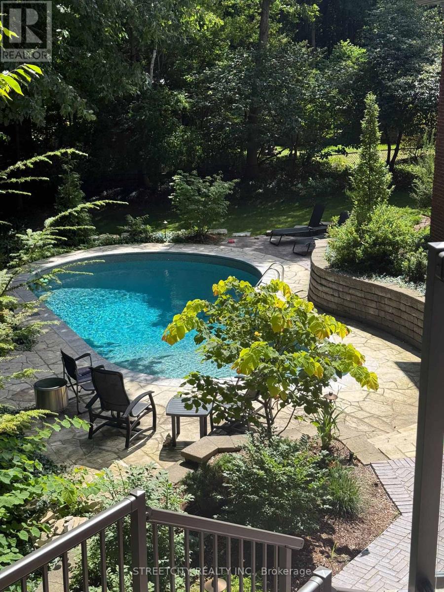 46 Foxborough Grove, London South, Ontario  N6K 4A8 - Photo 50 - X12694654