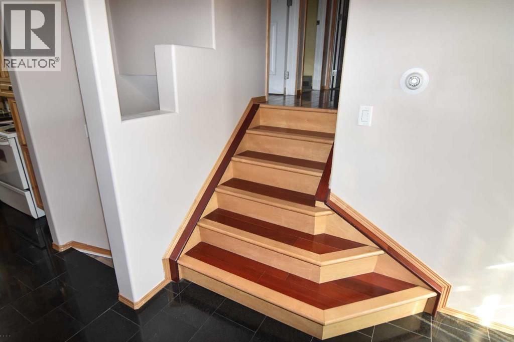 6151 Penworth Road Se, Calgary, Alberta  T2A 4J9 - Photo 13 - A2276025