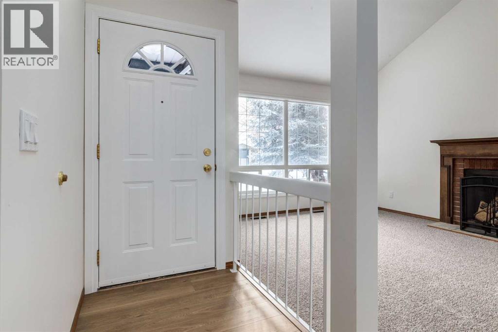 60 Bedford Circle Ne, Calgary, Alberta  T3K 1L1 - Photo 3 - A2278212