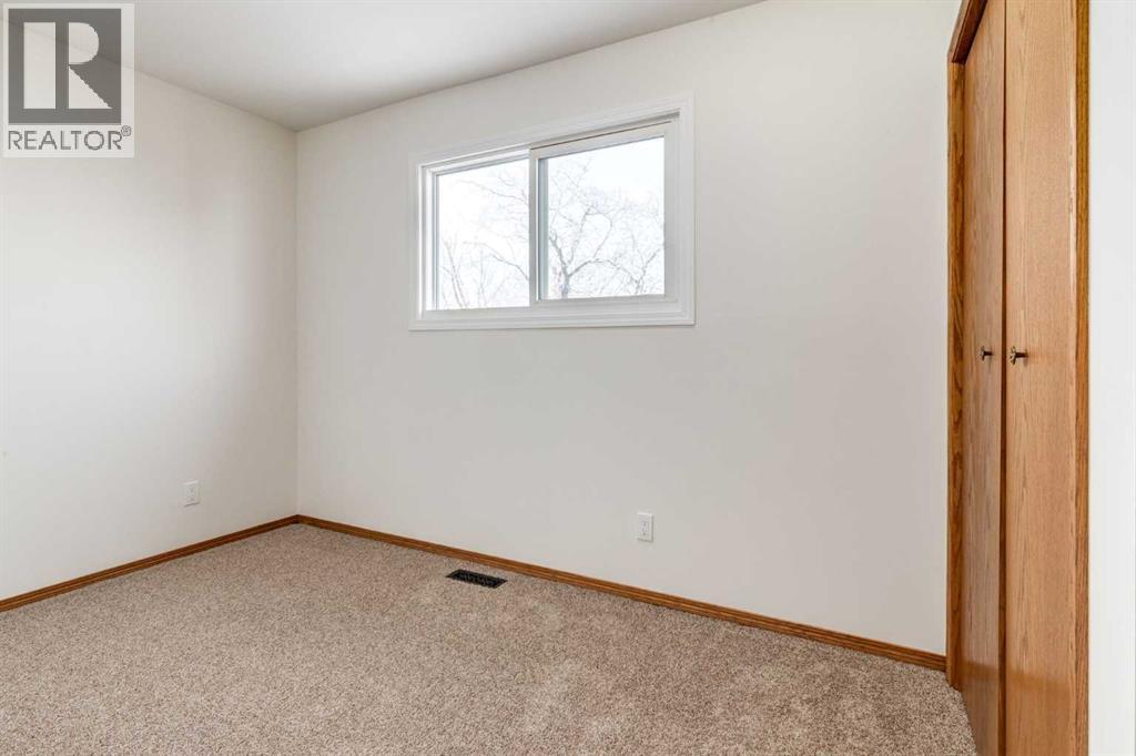 60 Bedford Circle Ne, Calgary, Alberta  T3K 1L1 - Photo 26 - A2278212