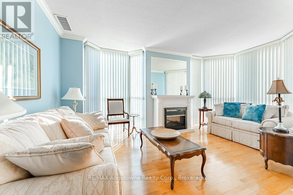 1201 - 5080 Pinedale Avenue, Burlington, Ontario  L7L 5V7 - Photo 10 - W12694112