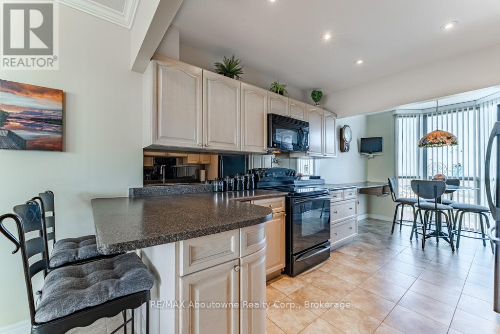 1201 - 5080 Pinedale Avenue, Burlington, Ontario  L7L 5V7 - Photo 14 - W12694112