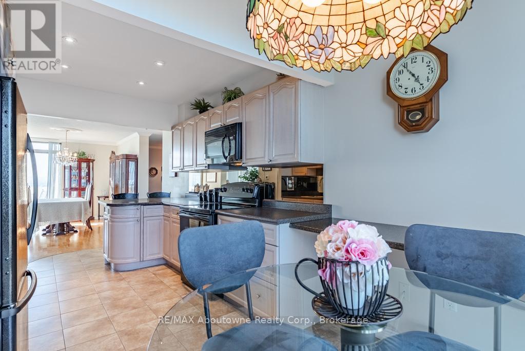 1201 - 5080 Pinedale Avenue, Burlington, Ontario  L7L 5V7 - Photo 18 - W12694112