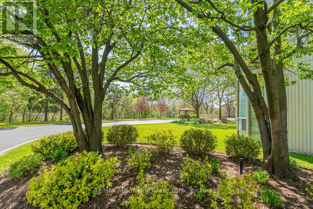 1201 - 5080 Pinedale Avenue, Burlington, Ontario  L7L 5V7 - Photo 35 - W12694112