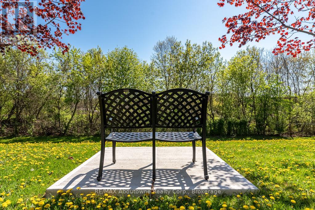 1201 - 5080 Pinedale Avenue, Burlington, Ontario  L7L 5V7 - Photo 5 - W12694112