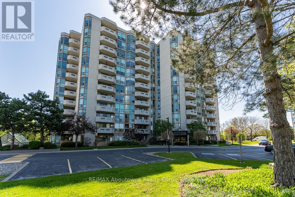 1201 - 5080 Pinedale Avenue, Burlington, Ontario  L7L 5V7 - Photo 4 - W12694112