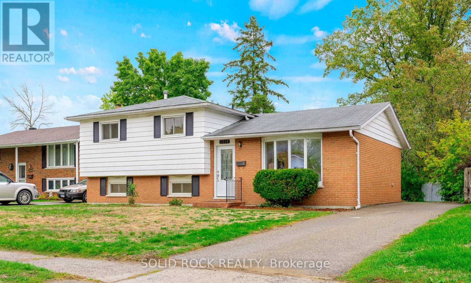 1301 Alwington Street, Brockville, Ontario  K6V 6A5 - Photo 2 - X12694260