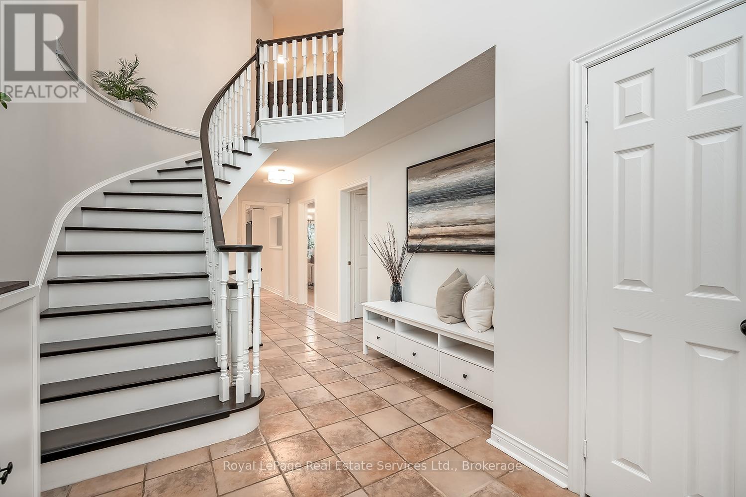 2620 Andover Road, Oakville, Ontario  L6H 6C4 - Photo 4 - W12694588