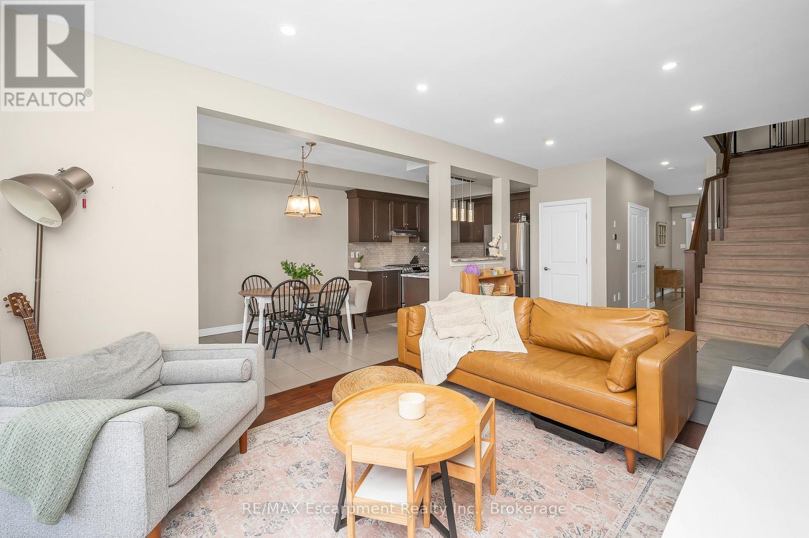 21 - 8 Lakelawn Road, Grimsby, Ontario  L3M 0G1 - Photo 8 - X12694426