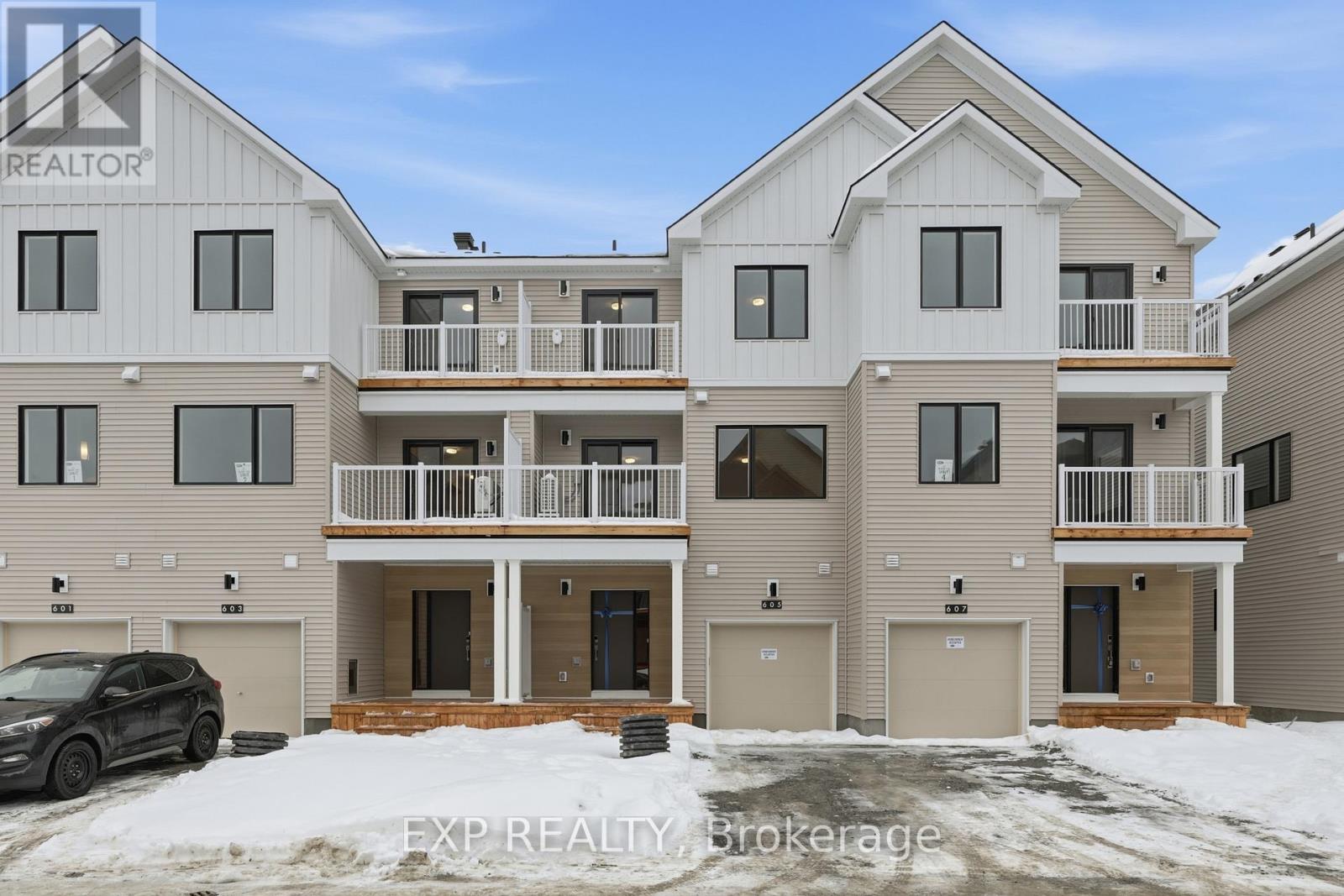 605 Bee Pollen Way, Ottawa, Ontario  K2W 0N9 - Photo 1 - X12686608