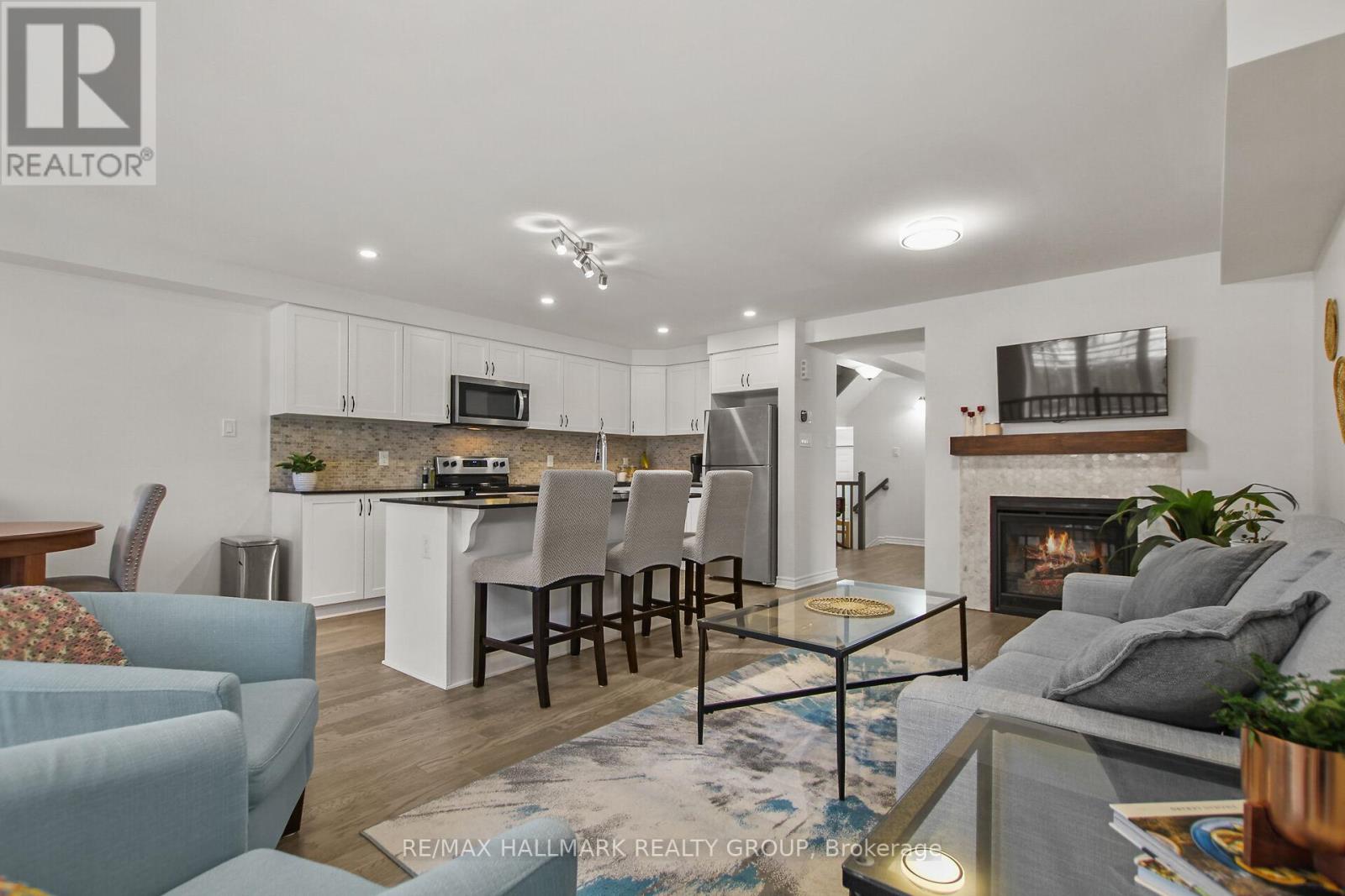 501 Parade Drive, Ottawa, Ontario  K2S 0X7 - Photo 11 - X12694632