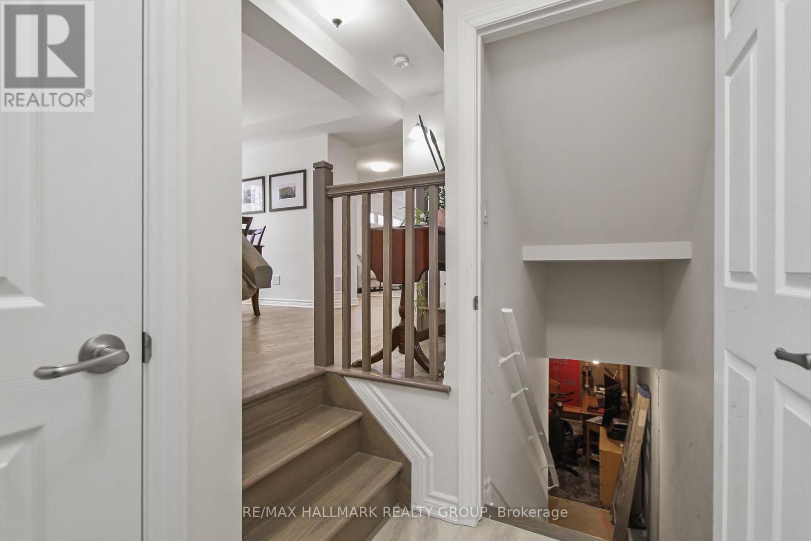 501 Parade Drive, Ottawa, Ontario  K2S 0X7 - Photo 23 - X12694632