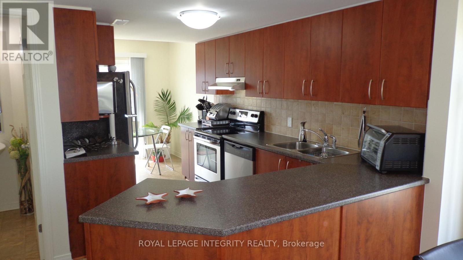 176 Chapman Mills Drive, Ottawa, Ontario  K2J 0B8 - Photo 12 - X12694666