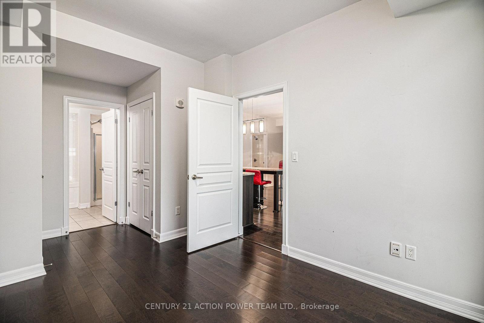 1506 - 238 Besserer Street, Ottawa, Ontario  K1N 6B1 - Photo 5 - X12694676