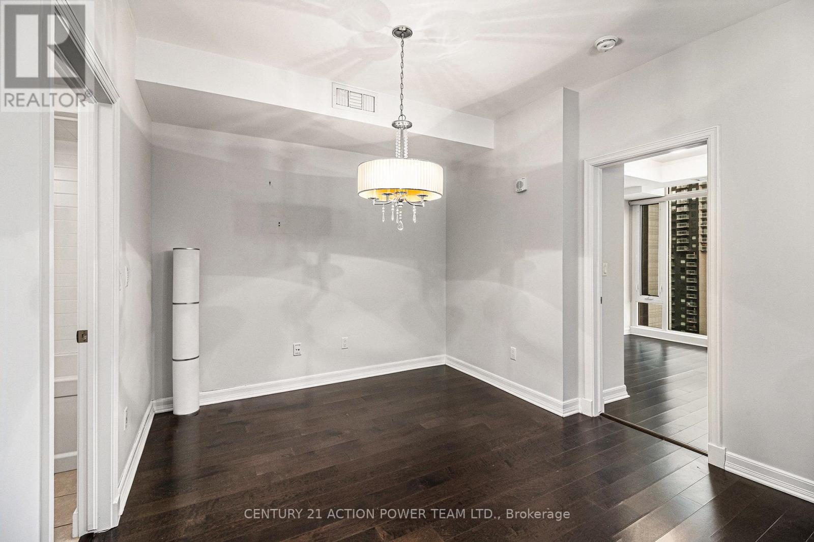 1506 - 238 Besserer Street, Ottawa, Ontario  K1N 6B1 - Photo 6 - X12694676