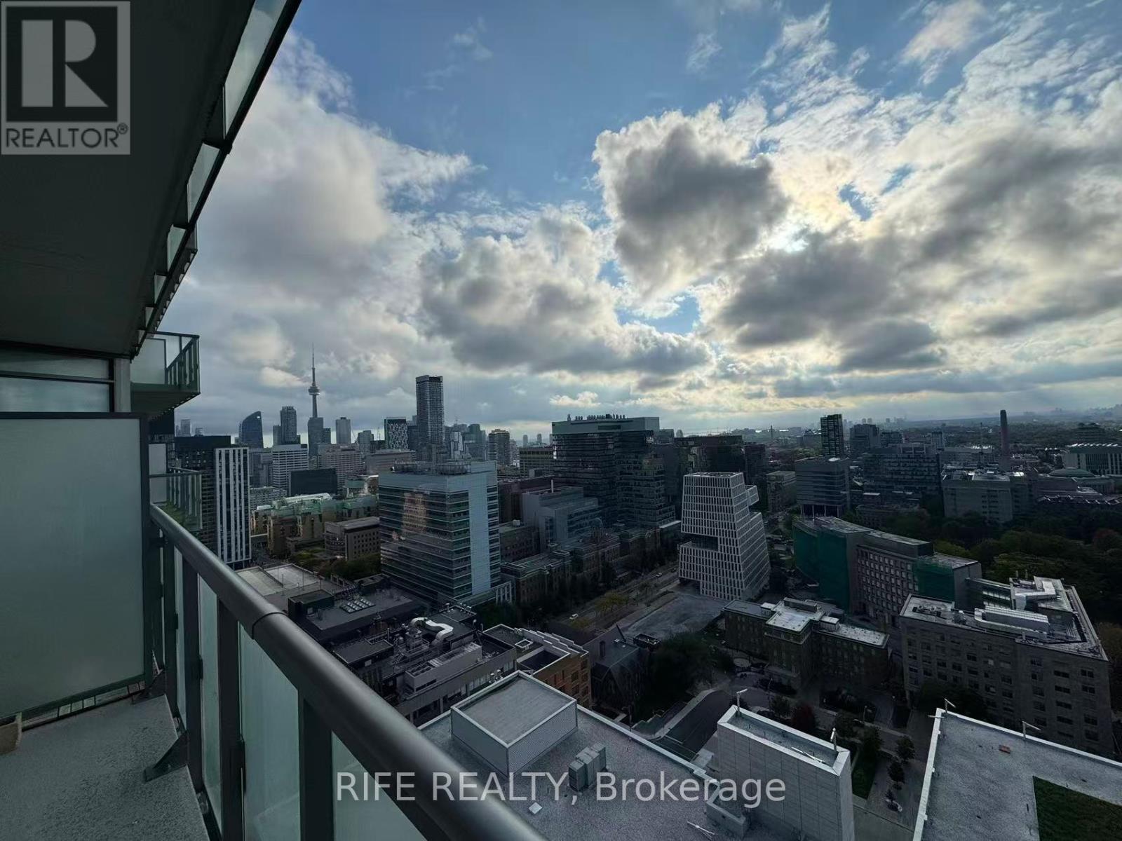 2903 - 832 Bay Street, Toronto, Ontario  M5S 1Z6 - Photo 9 - C12694058