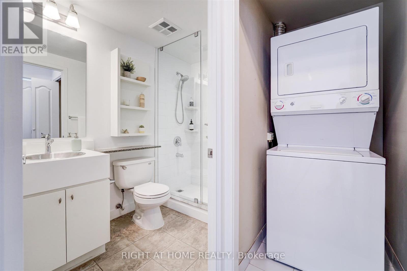 2001 - 10 Navy Wharf Court, Toronto, Ontario  M5V 3V2 - Photo 23 - C12694030