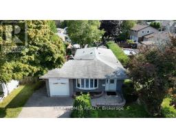 33 VANSTONE COURT, Clarington, Ontario