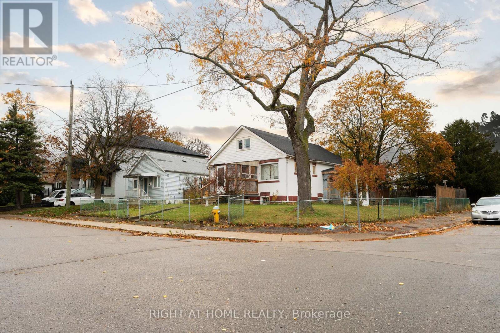 41 Bexhill Avenue, Toronto, Ontario  M1L 3B7 - Photo 4 - E12527524