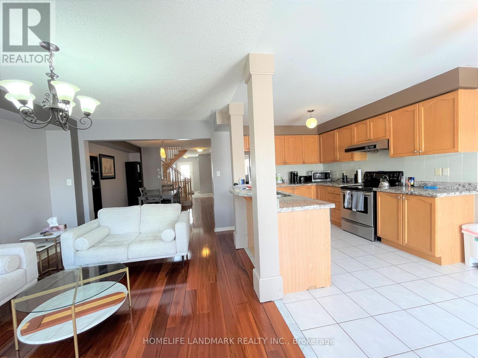 25 Vessel Crescent, Toronto, Ontario  M1C 5E4 - Photo 8 - E12694046