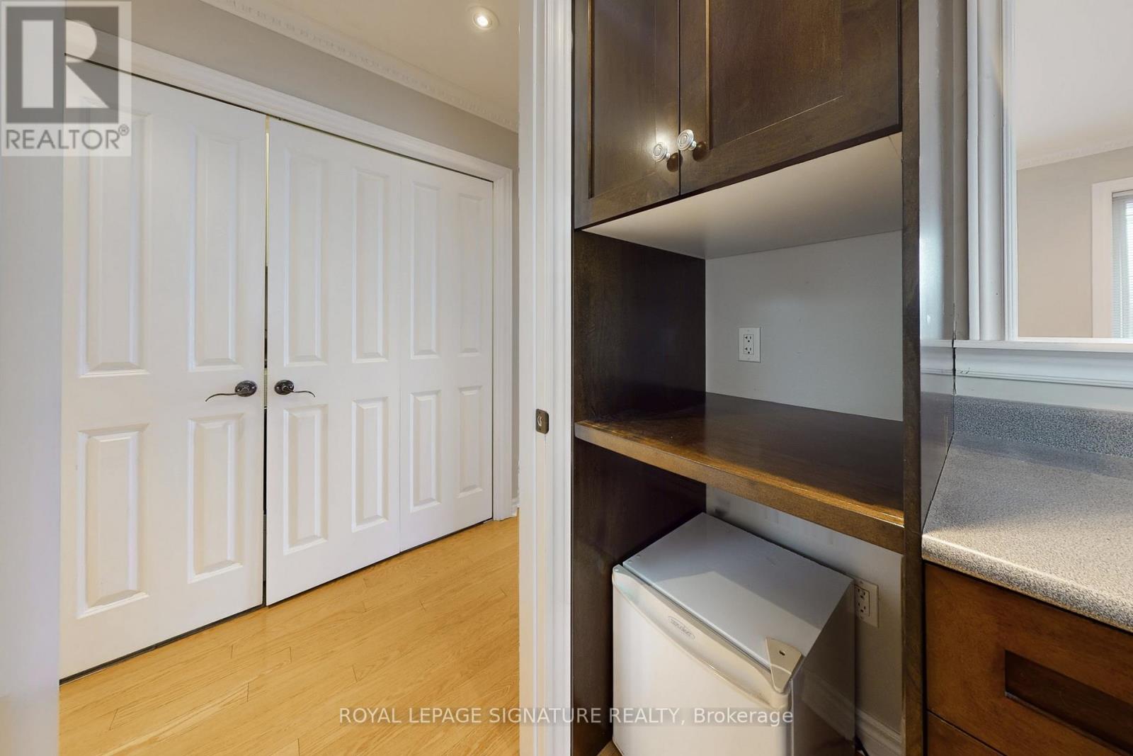 950 Greenwood Avenue, Toronto, Ontario  M4J 4C3 - Photo 30 - E12694048