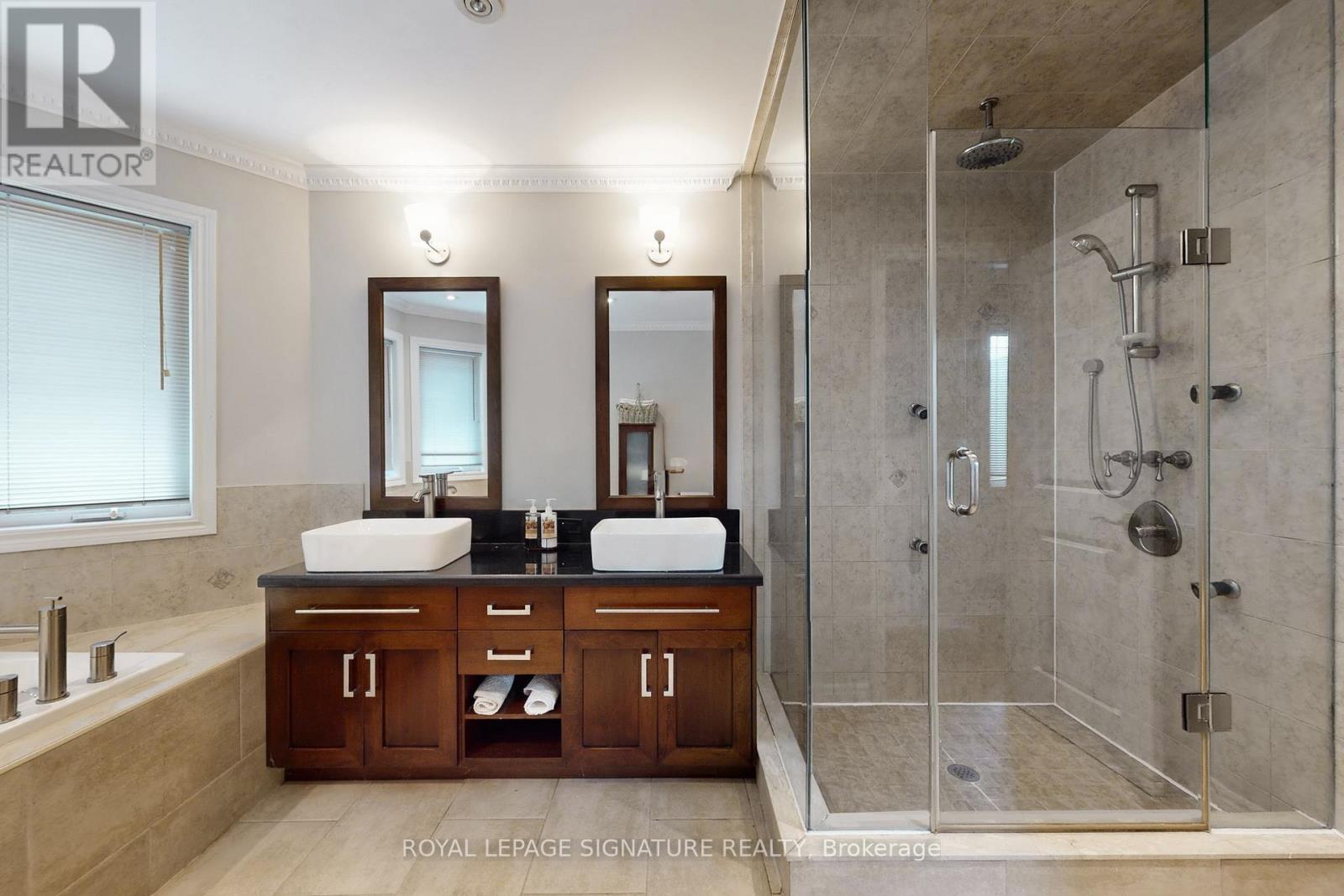 950 Greenwood Avenue, Toronto, Ontario  M4J 4C3 - Photo 26 - E12694048