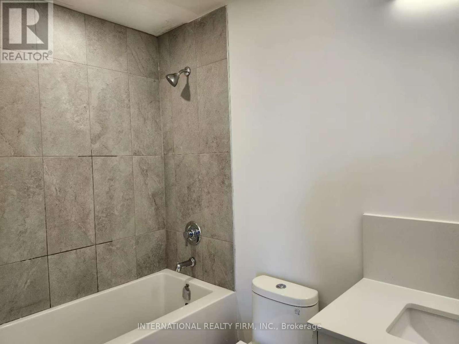 1701 - 1606 Charles Street, Whitby, Ontario L1N 0P1 - Photo 7 - E12694018