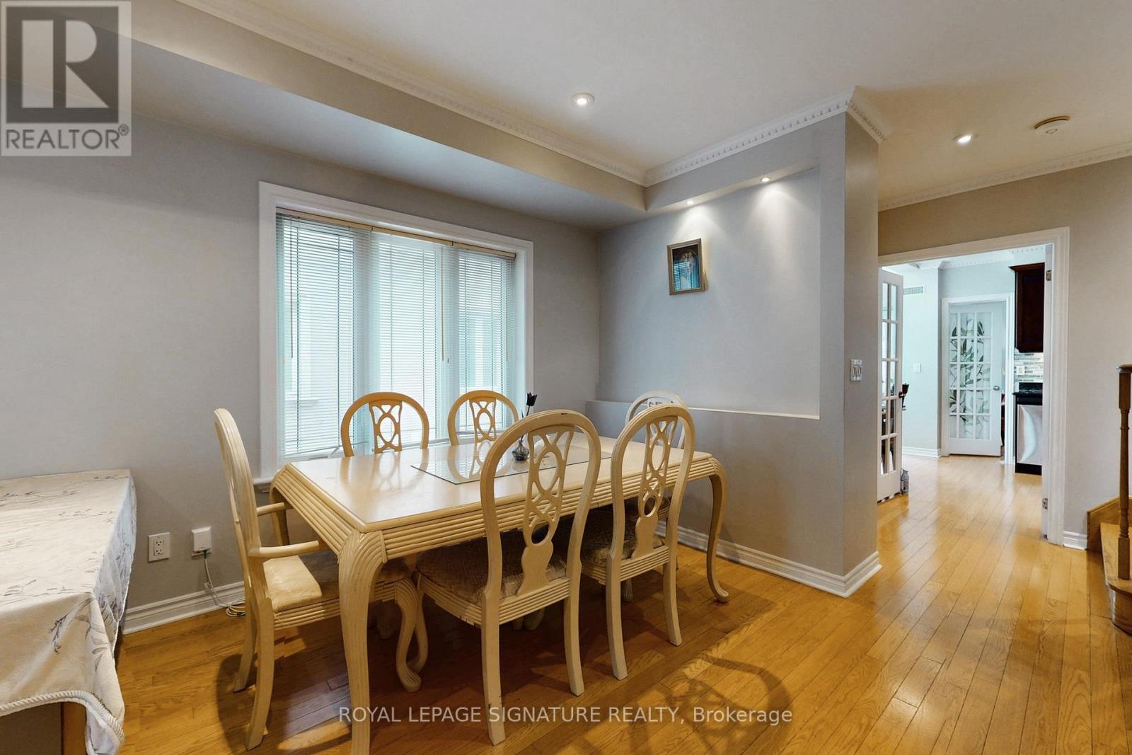 950 Greenwood Avenue, Toronto, Ontario  M4J 4C3 - Photo 9 - E12694048