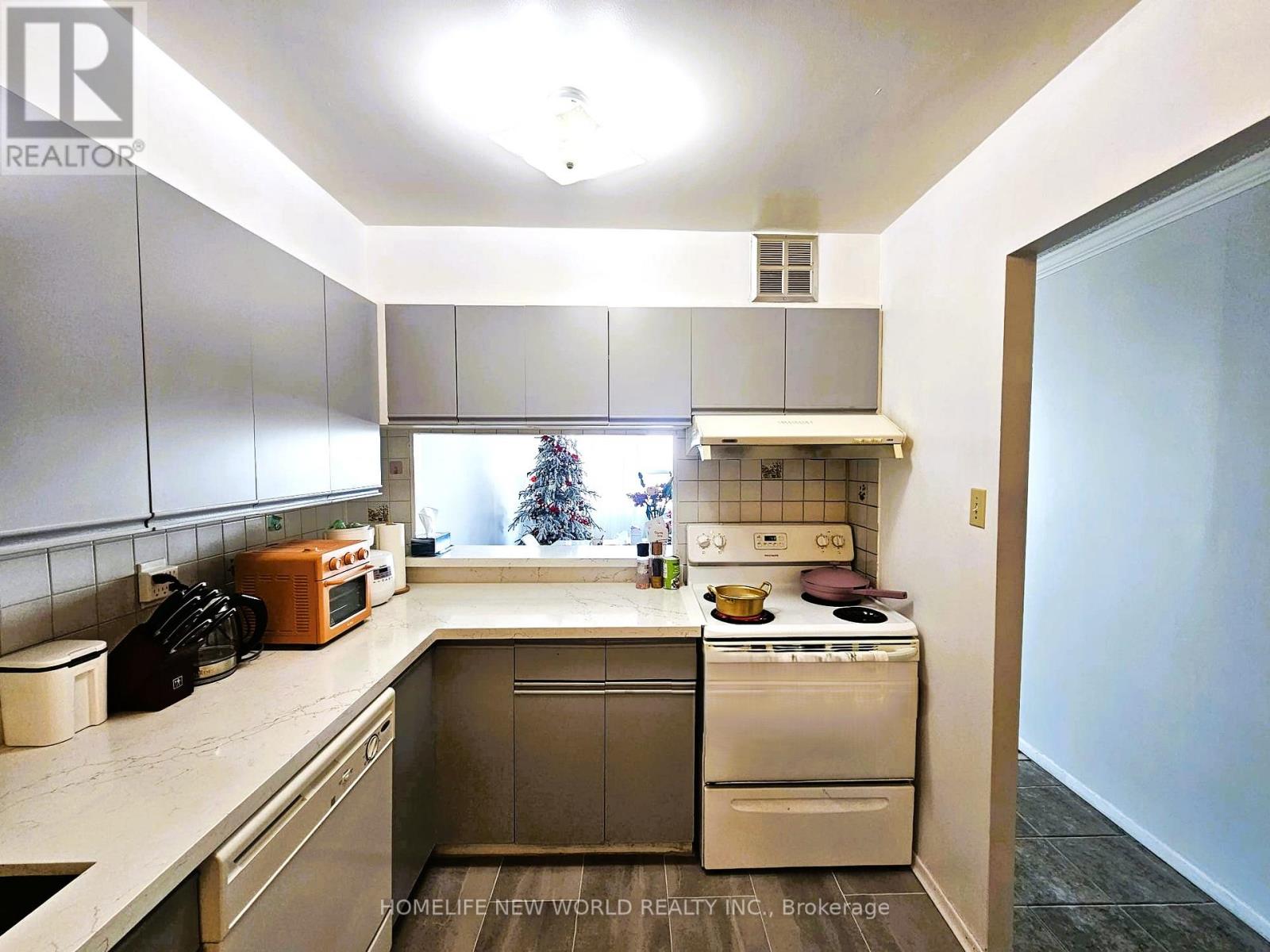 1811 - 2365 Kennedy Road, Toronto, Ontario  M1T 3S6 - Photo 5 - E12694076