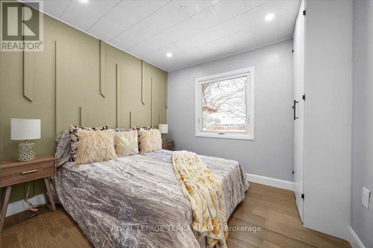 999 Ewart Street, Innisfil, Ontario L0L 1C0 - Photo 18 - N12694042