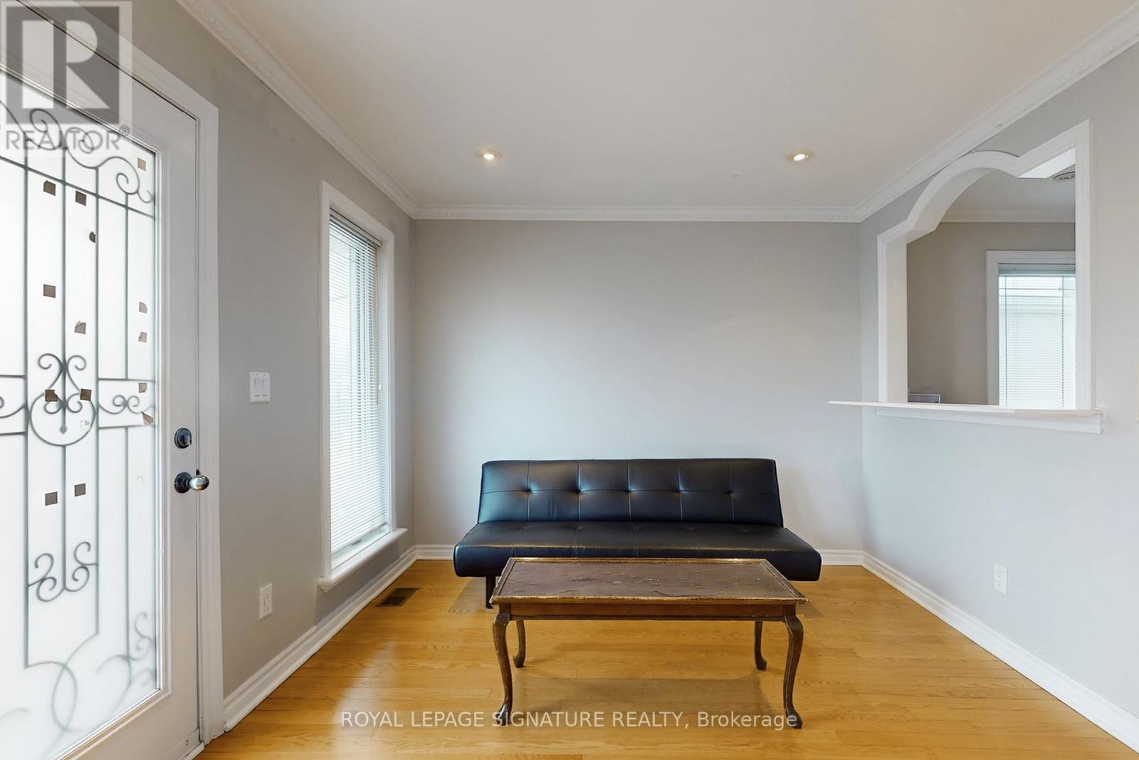 950 Greenwood Avenue, Toronto, Ontario  M4J 4C3 - Photo 19 - E12694048