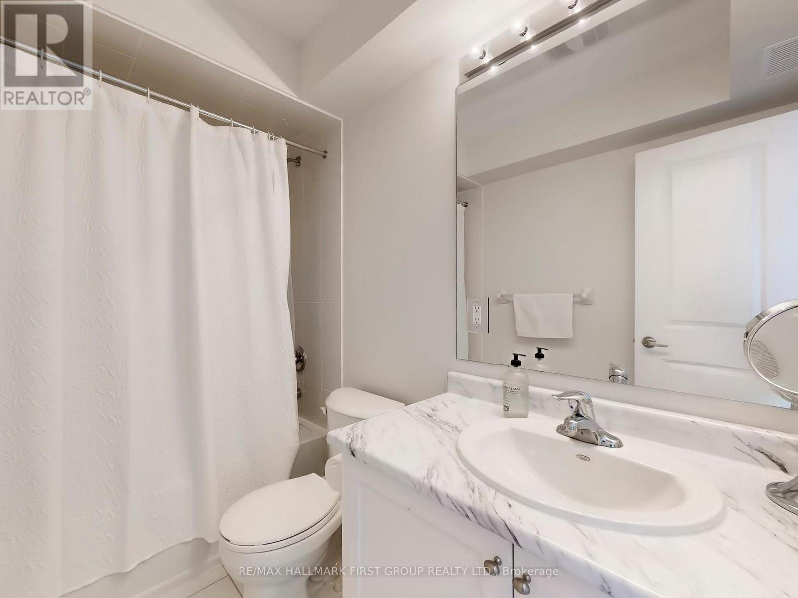 18 Ludlow Drive, Barrie, Ontario  L9J 0L8 - Photo 36 - S12694032