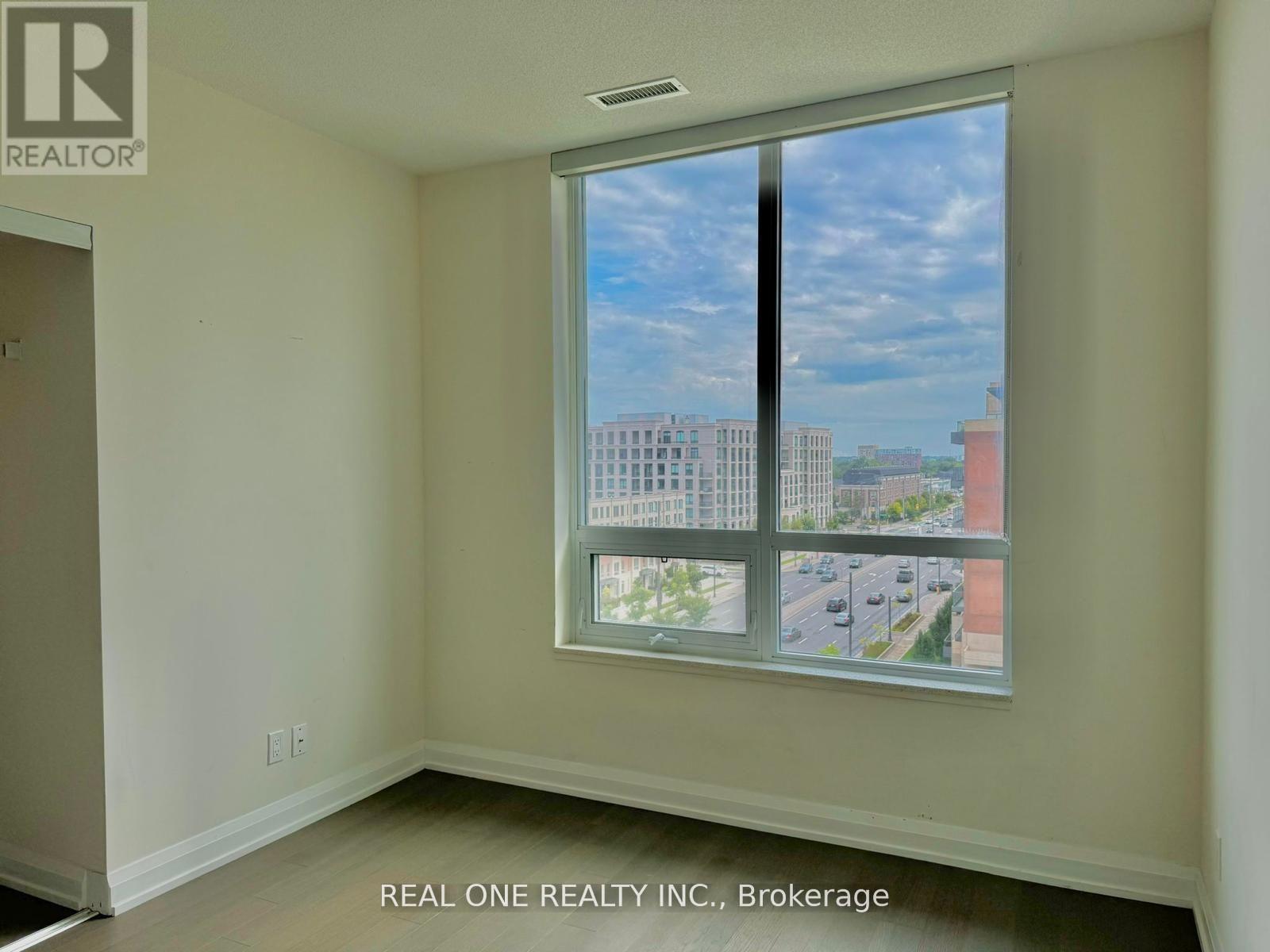 Rg22 - 25 Water Walk Drive, Markham, Ontario  L6G 0G3 - Photo 10 - N12694074