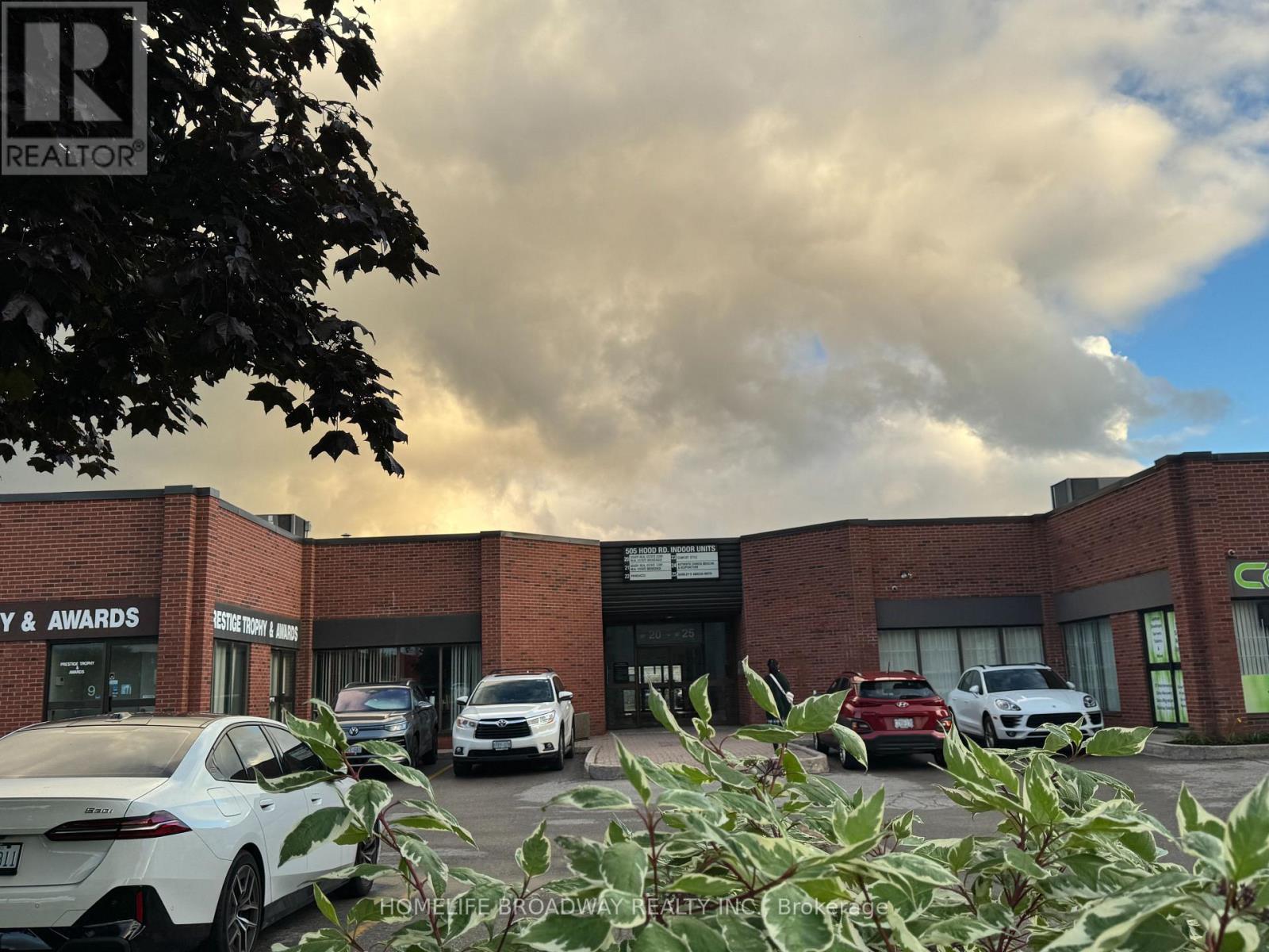 20 - 505 Hood Road, Markham (Milliken Mills West), Ontario  L3R 5V6 - Photo 1 - N12694086