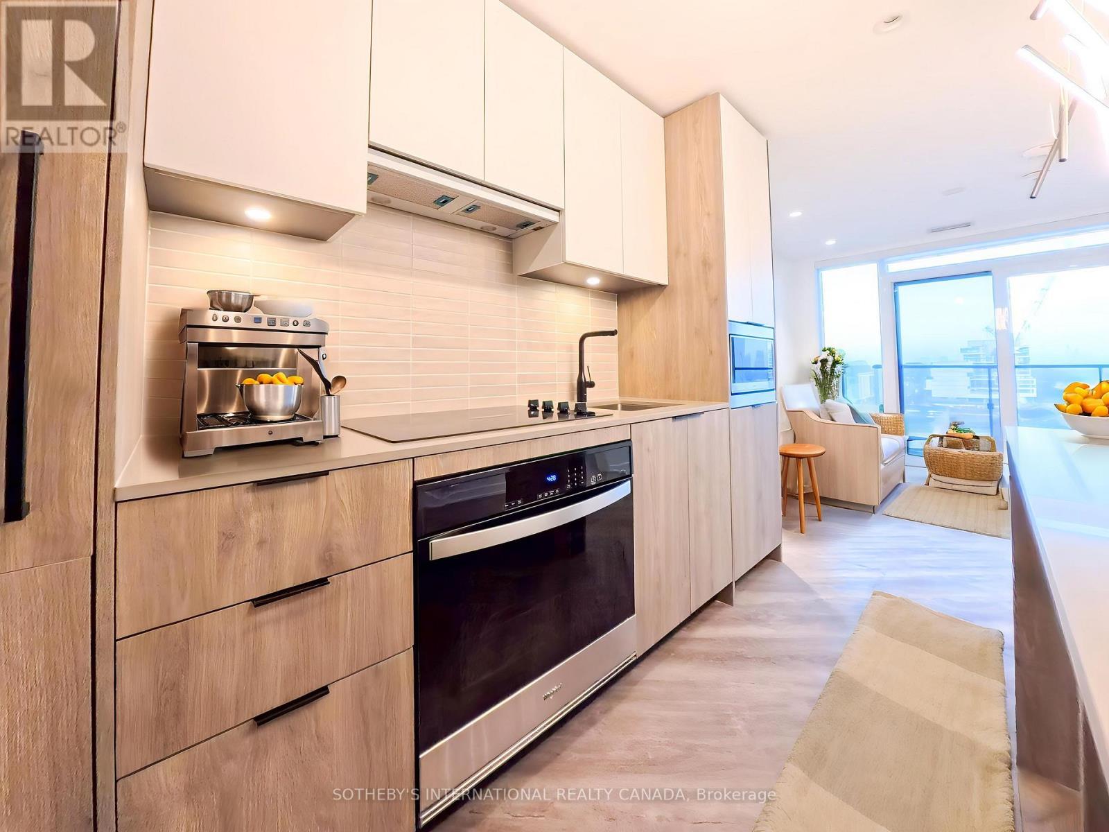 710 - 1007 The Queensway, Toronto, Ontario  M8Z 0H4 - Photo 6 - W12694000