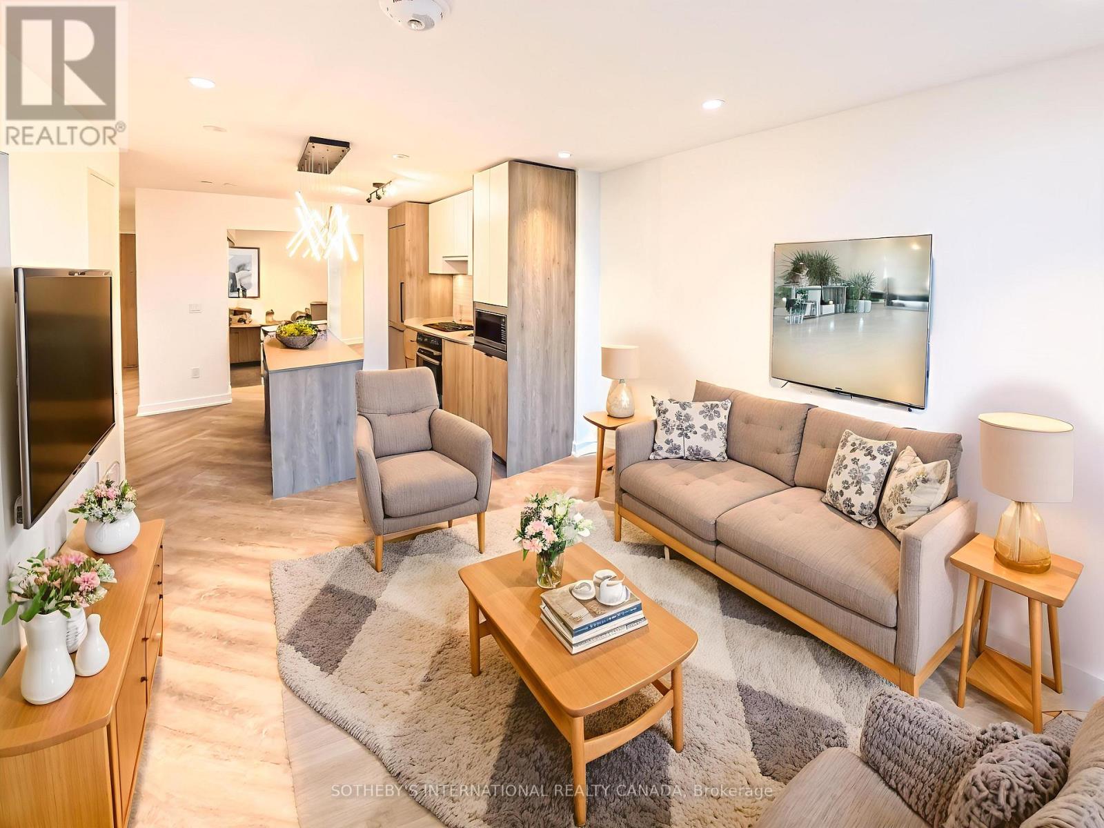 710 - 1007 The Queensway, Toronto, Ontario  M8Z 0H4 - Photo 2 - W12694000