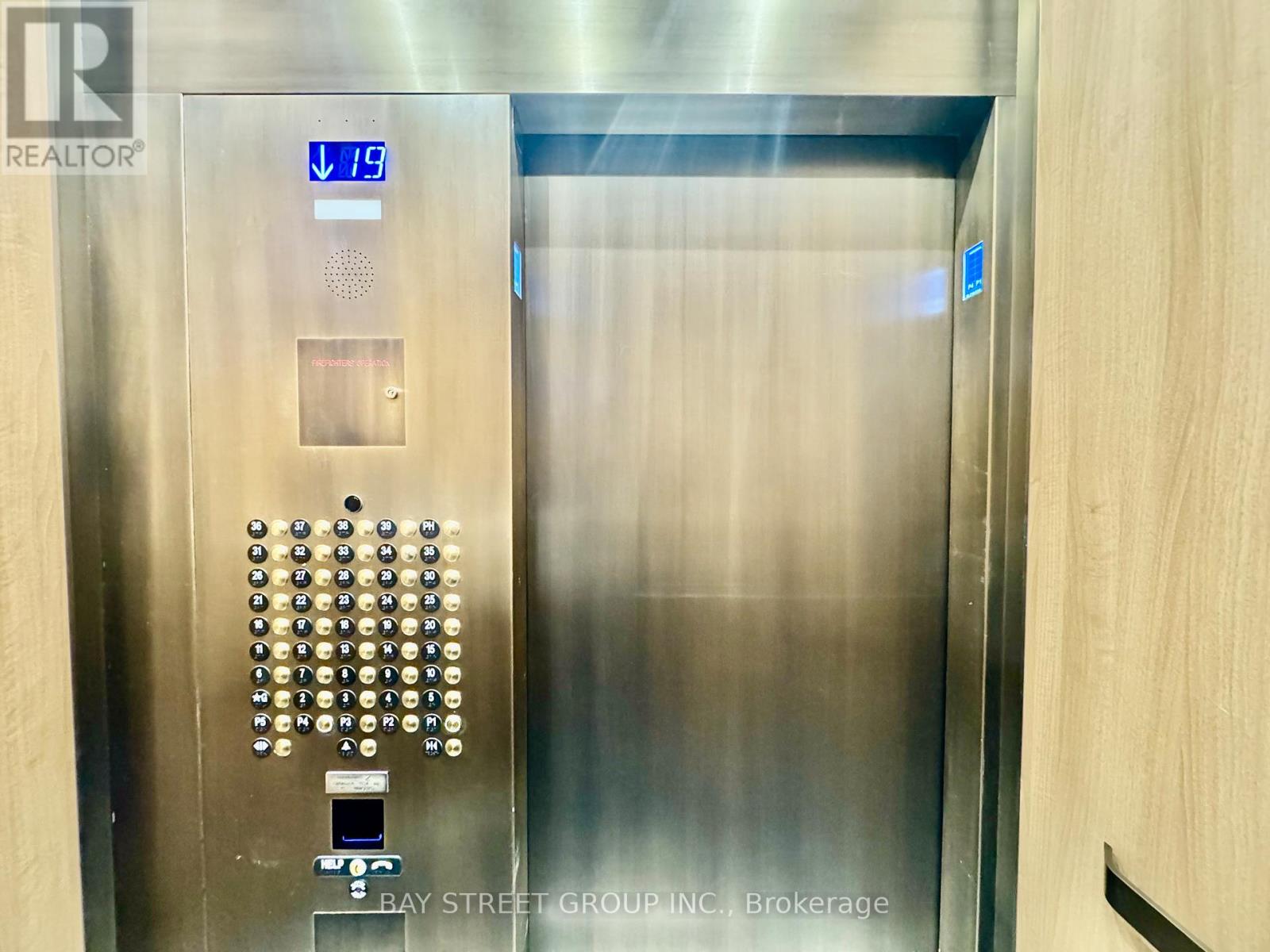 2406 - 30 Elm Drive W, Mississauga, Ontario  L5B 0N6 - Photo 22 - W12694040