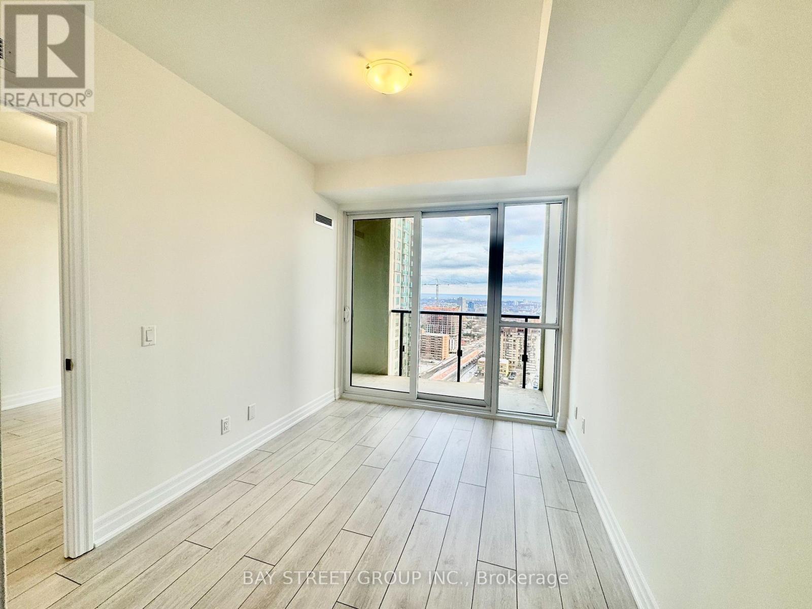 2406 - 30 Elm Drive W, Mississauga, Ontario  L5B 0N6 - Photo 17 - W12694040