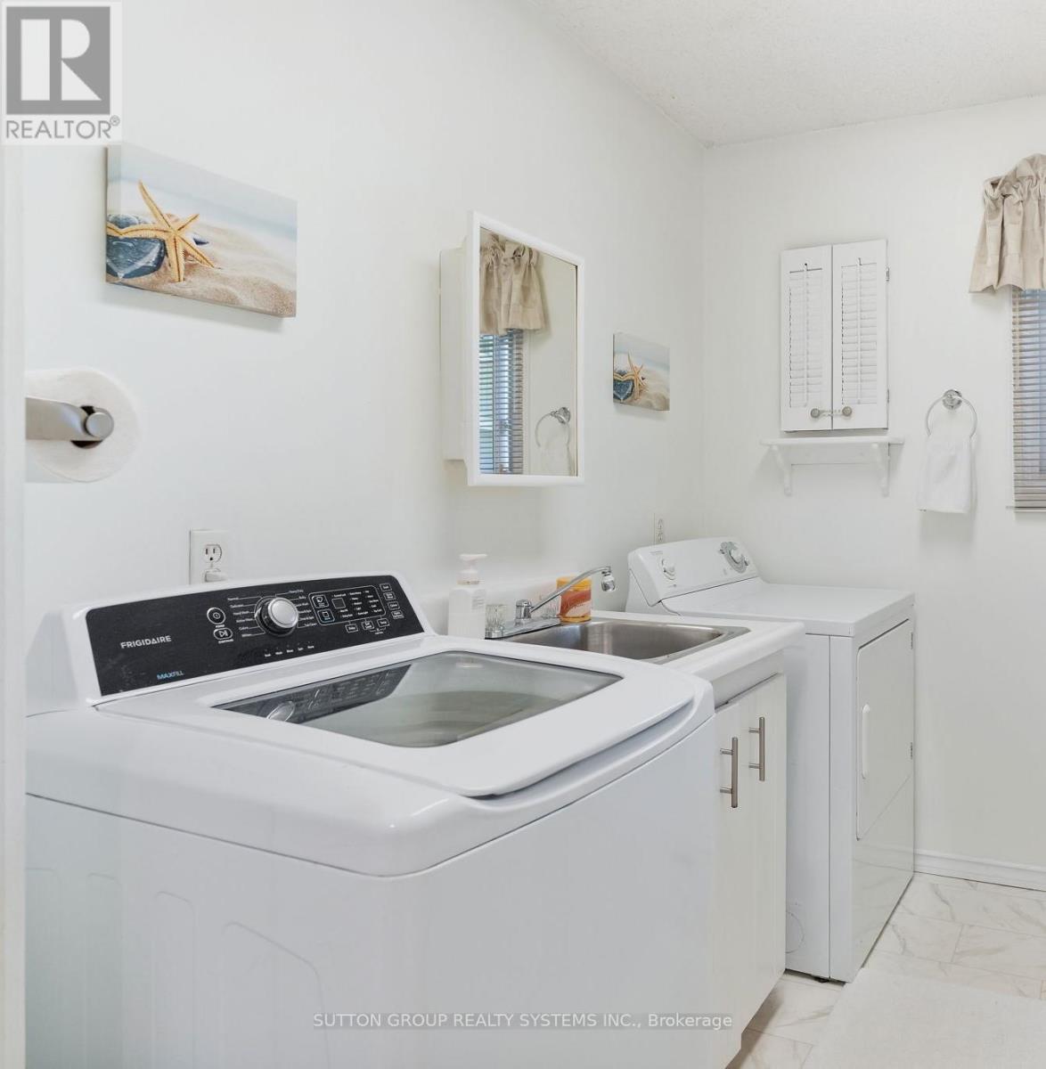 2031 Erie Street, Norfolk (Port Dover), Ontario  L5C 1E4 - Photo 27 - X12694064