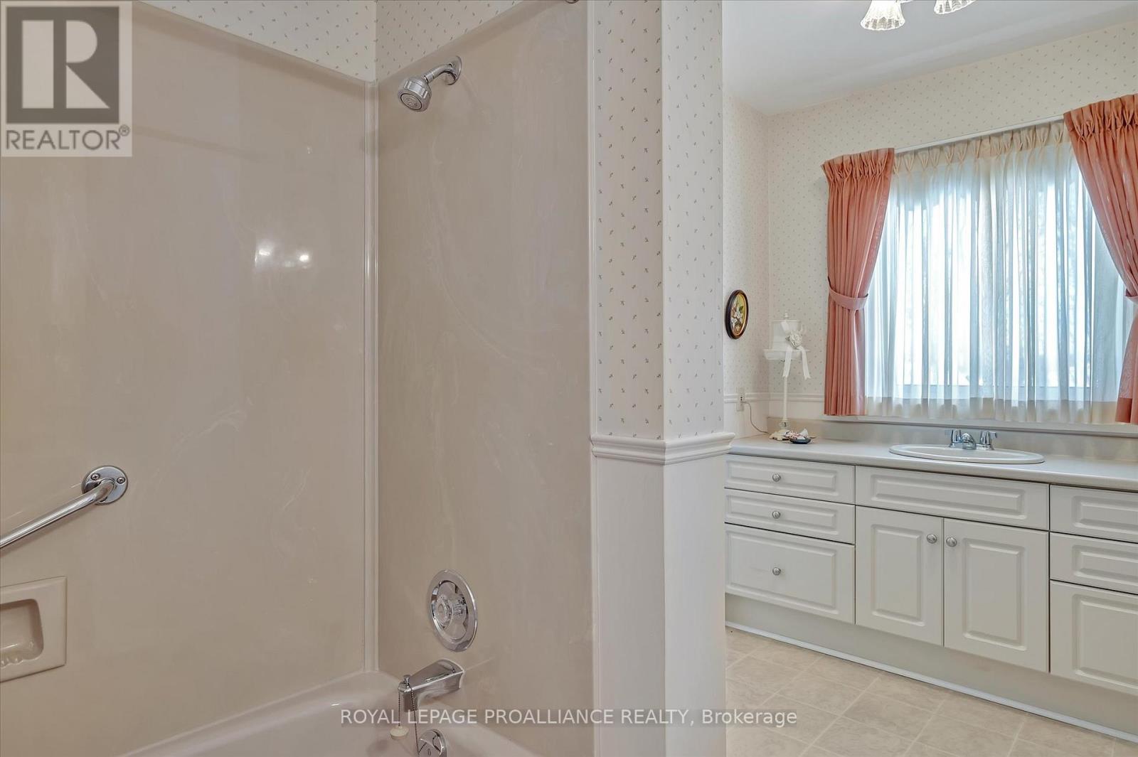 114 O'carroll Avenue, Peterborough, Ontario  K9H 4V3 - Photo 25 - X12694382