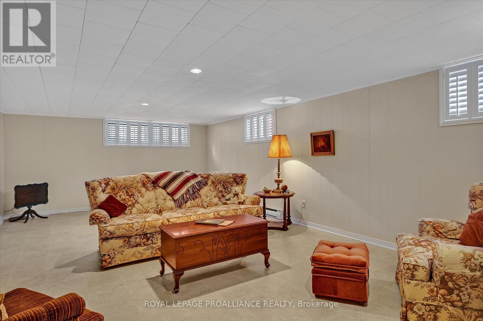 114 O'carroll Avenue, Peterborough, Ontario  K9H 4V3 - Photo 34 - X12694382