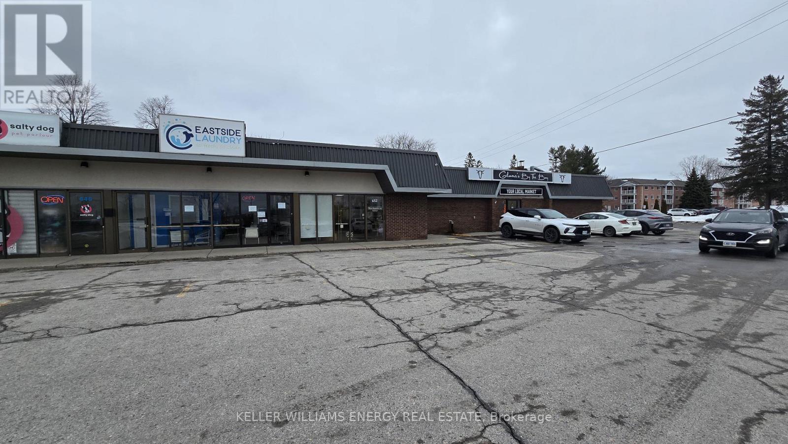 652 Dundas Street East Street E, Belleville, Ontario  K8N 1G7 - Photo 9 - X12694386
