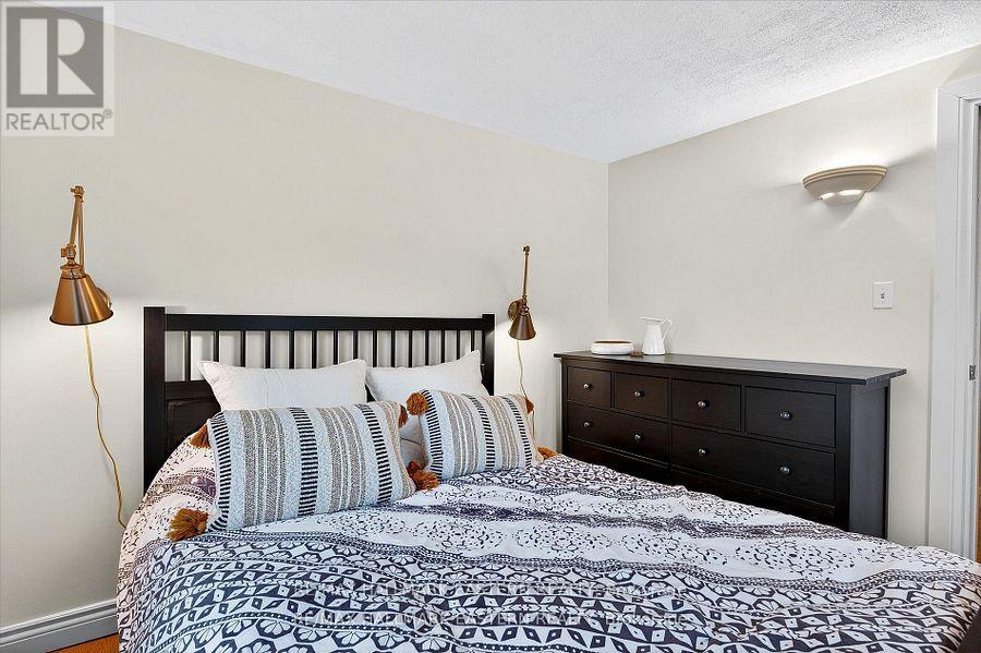 14 Alexander Avenue, Peterborough, Ontario  K9J 6B4 - Photo 37 - X12694438