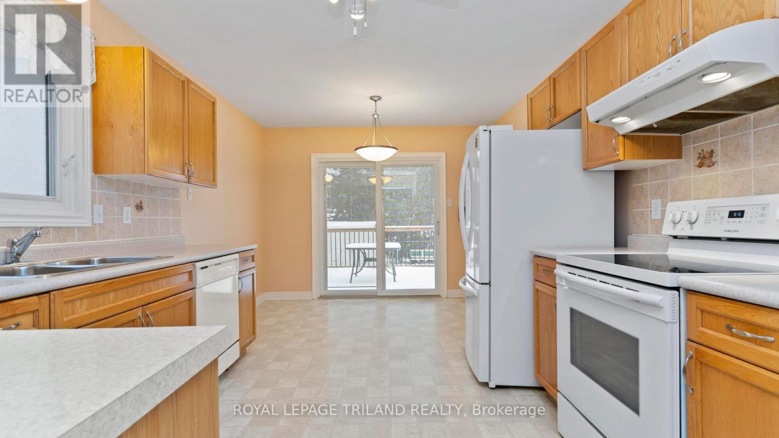 1553 Devos Drive, London North, Ontario  N5X 4K9 - Photo 8 - X12694398