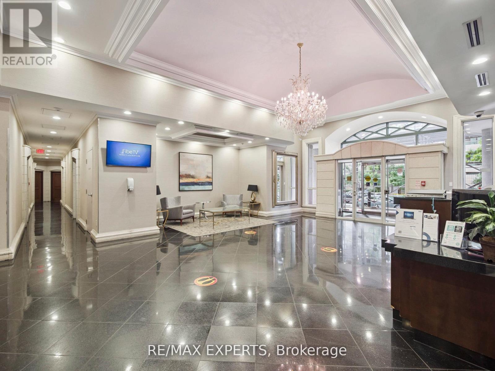 Uph-06 - 7 Lorraine Drive, Toronto, Ontario  M2N 7H2 - Photo 3 - C12694350