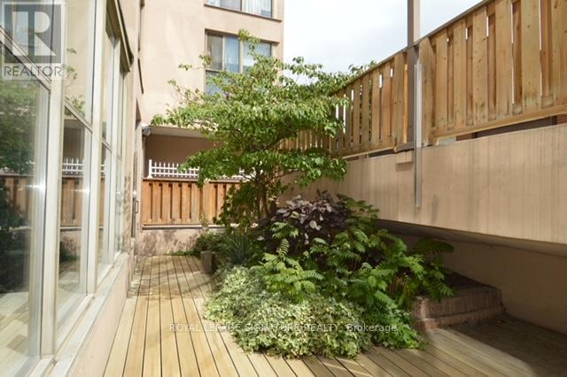 705 - 65 Scadding Avenue, Toronto, Ontario  M5A 4L1 - Photo 27 - C12694388