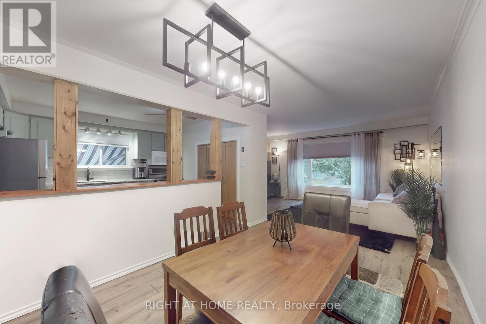 125 Fortrose Crescent, Toronto, Ontario  M3A 2H2 - Photo 13 - C12694396