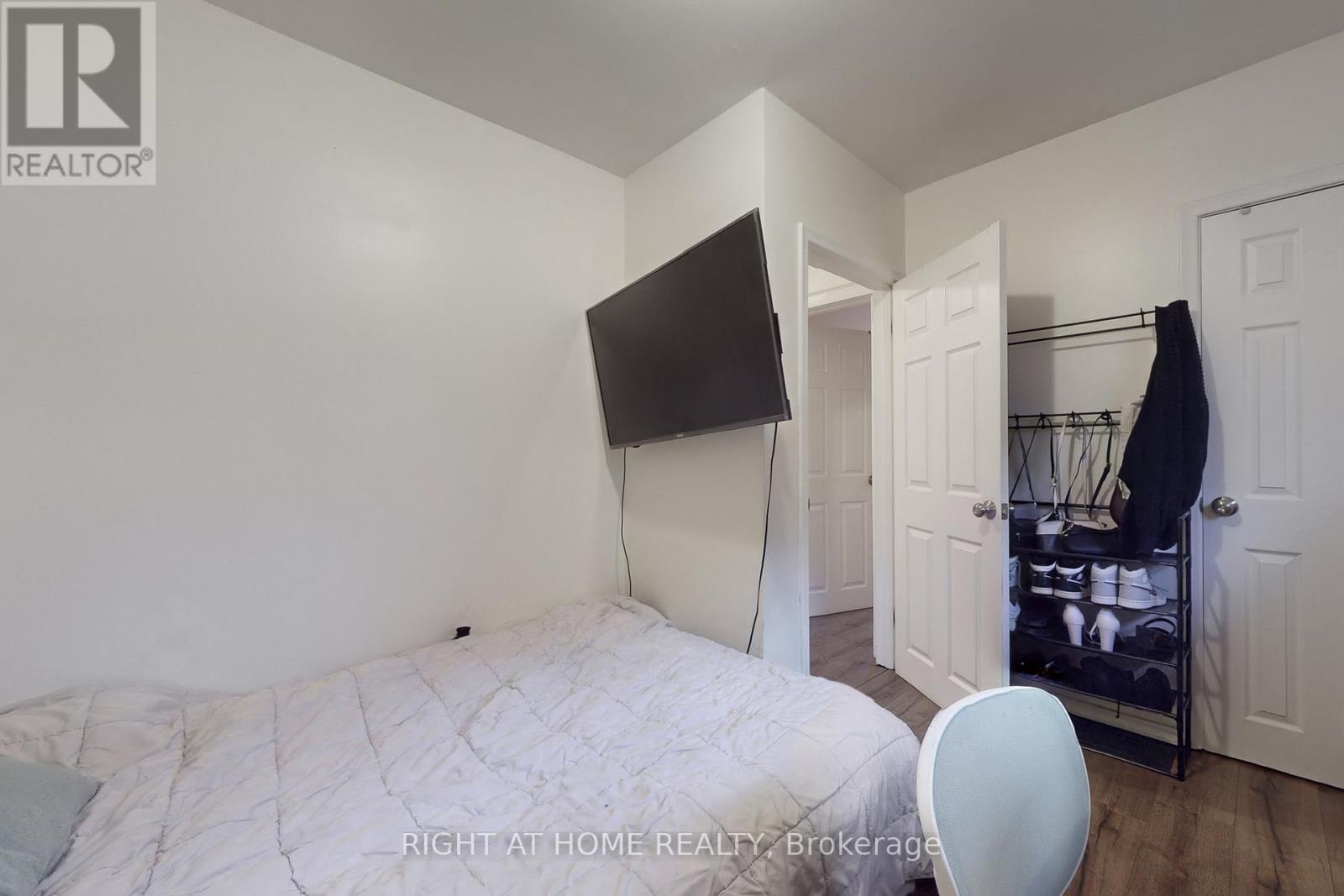 125 Fortrose Crescent, Toronto, Ontario  M3A 2H2 - Photo 23 - C12694396