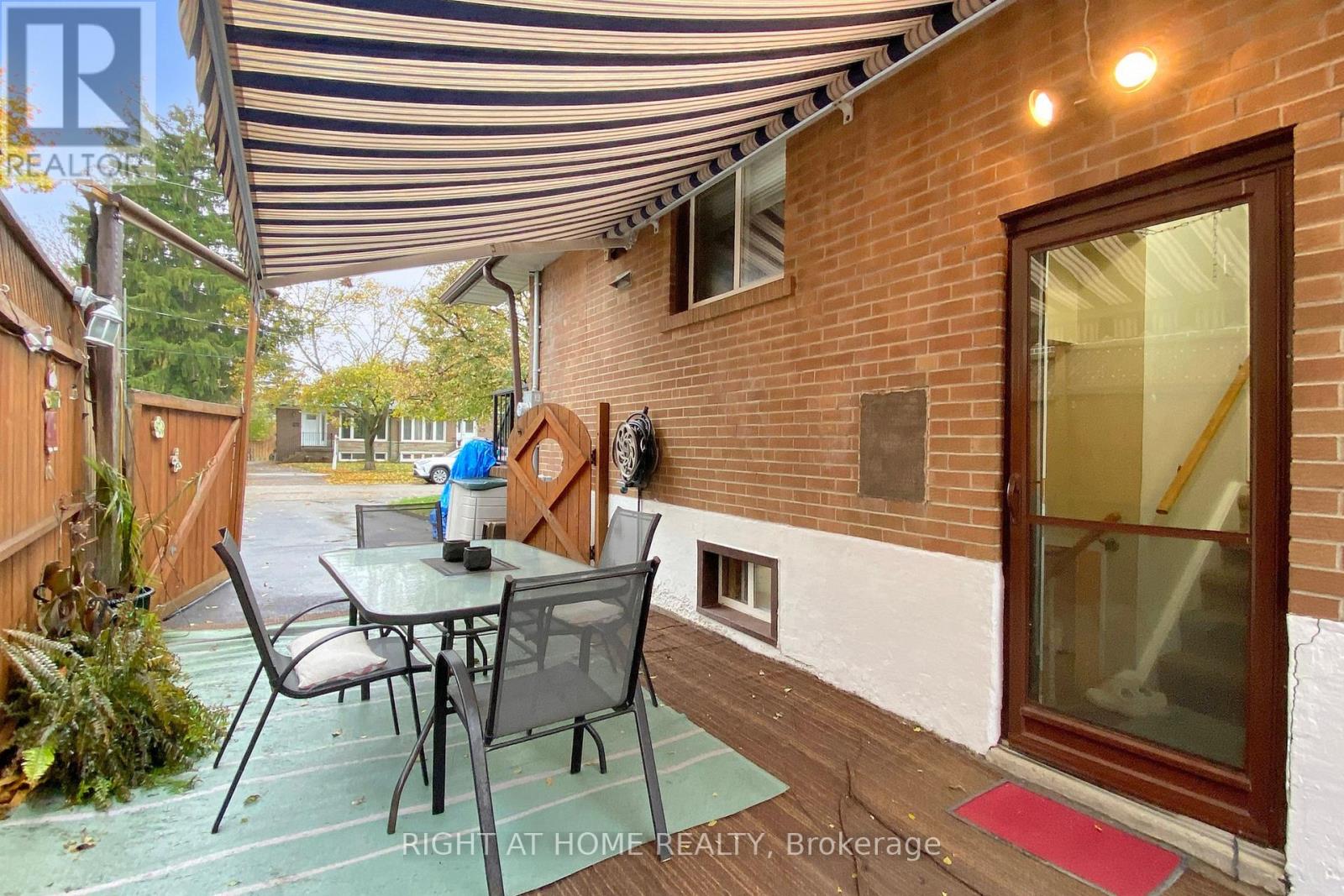 125 Fortrose Crescent, Toronto, Ontario  M3A 2H2 - Photo 35 - C12694396